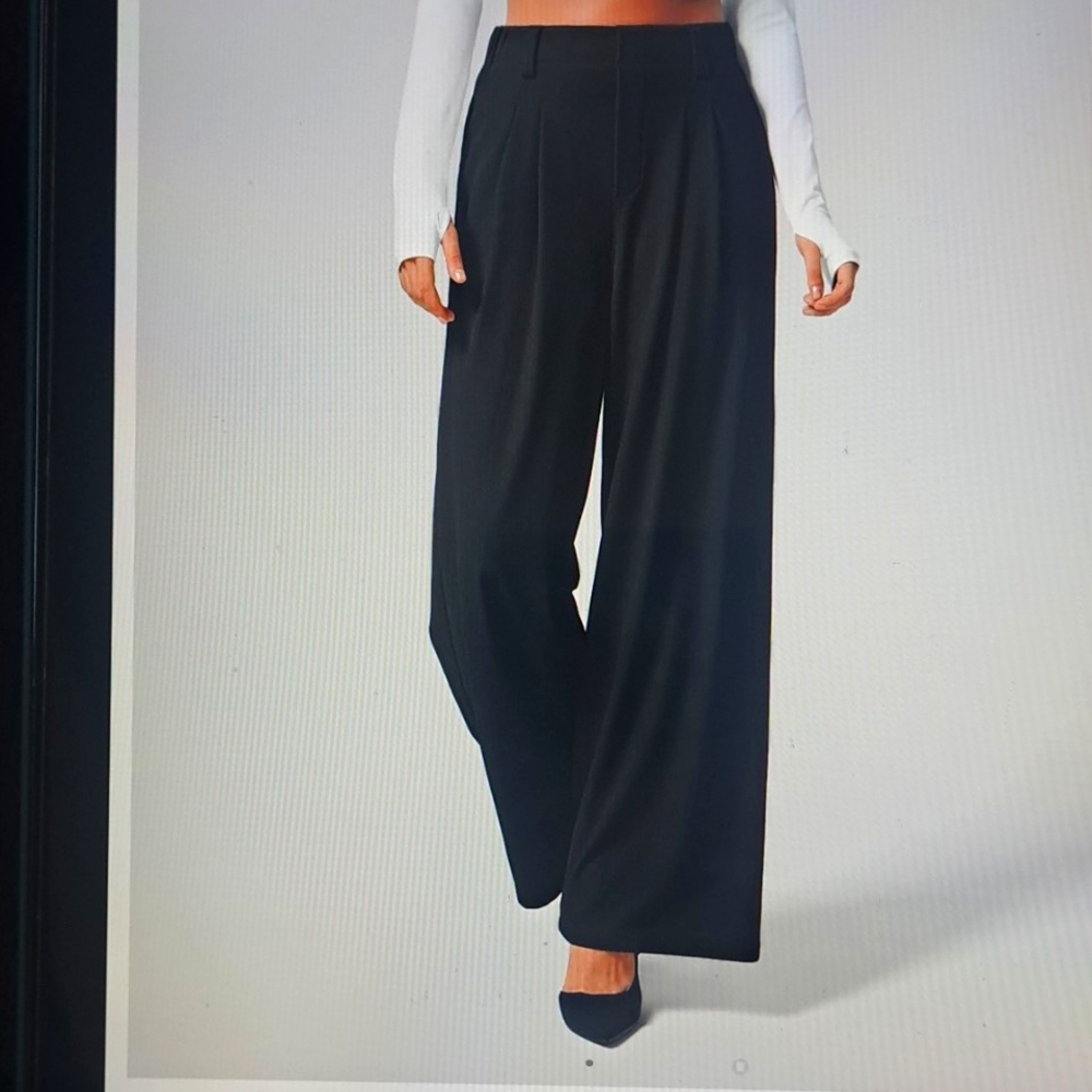 SMALL (PETITE).  HALARA WIDE LEG WAFFLE WORK PANTS